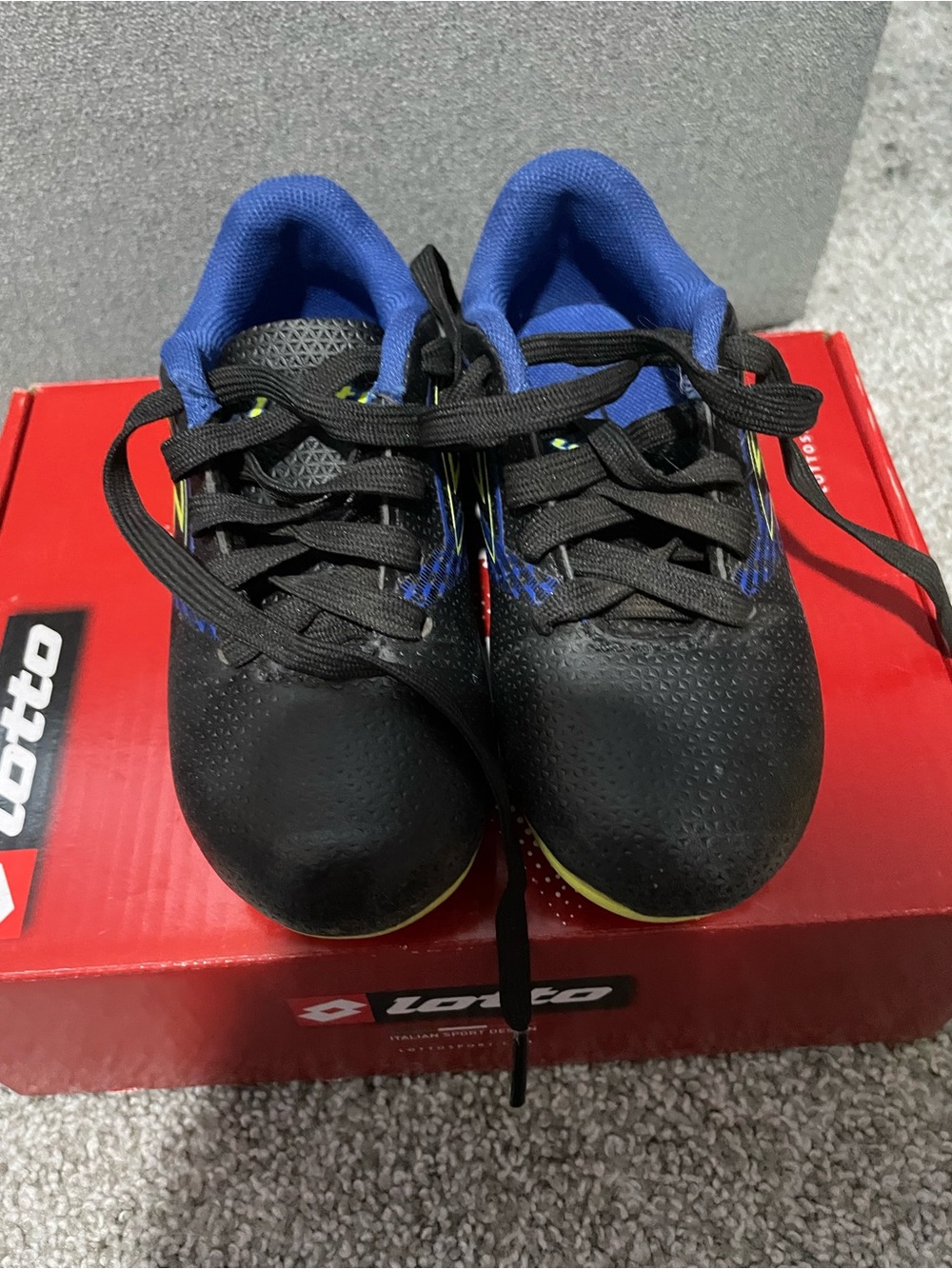 Lotto Kids Black & Blue soccer cleats
